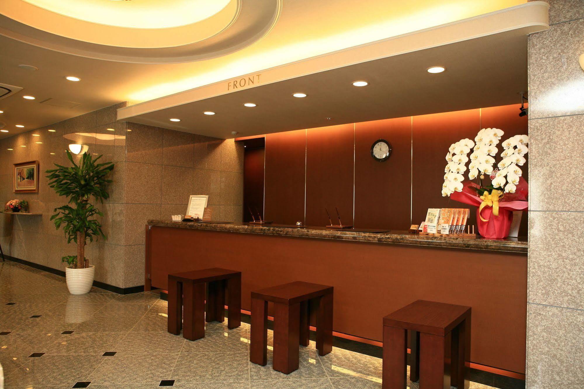 Hotel Route-Inn Koga Ekimae Exterior photo